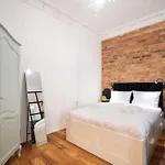 Strzelecka 25 By Lookap * Πόζναν